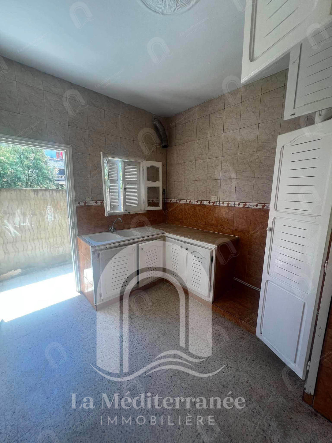 APPARTEMENT S+2 A RADS