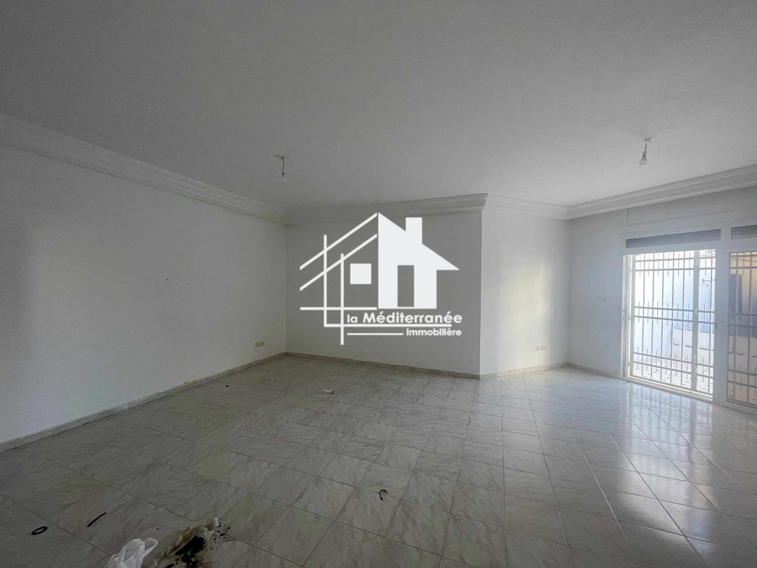 A louer une villa s+5 à Ezzahra ville