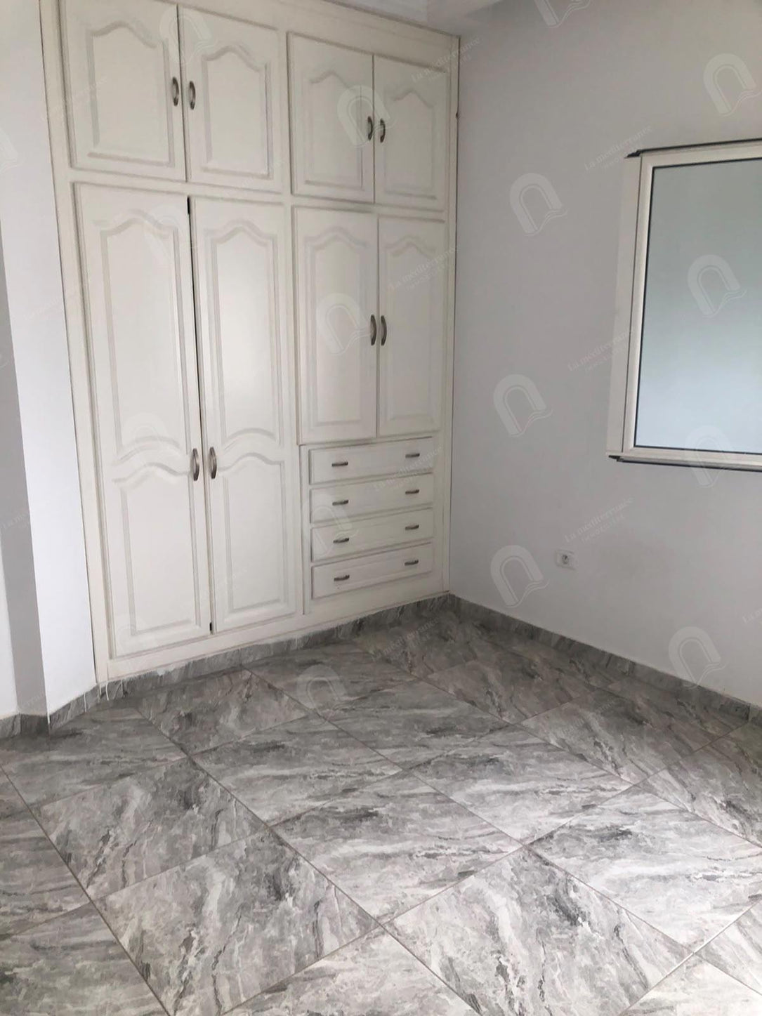 A louer Etage de villa  s+3 à jardin d'el menzah 2
