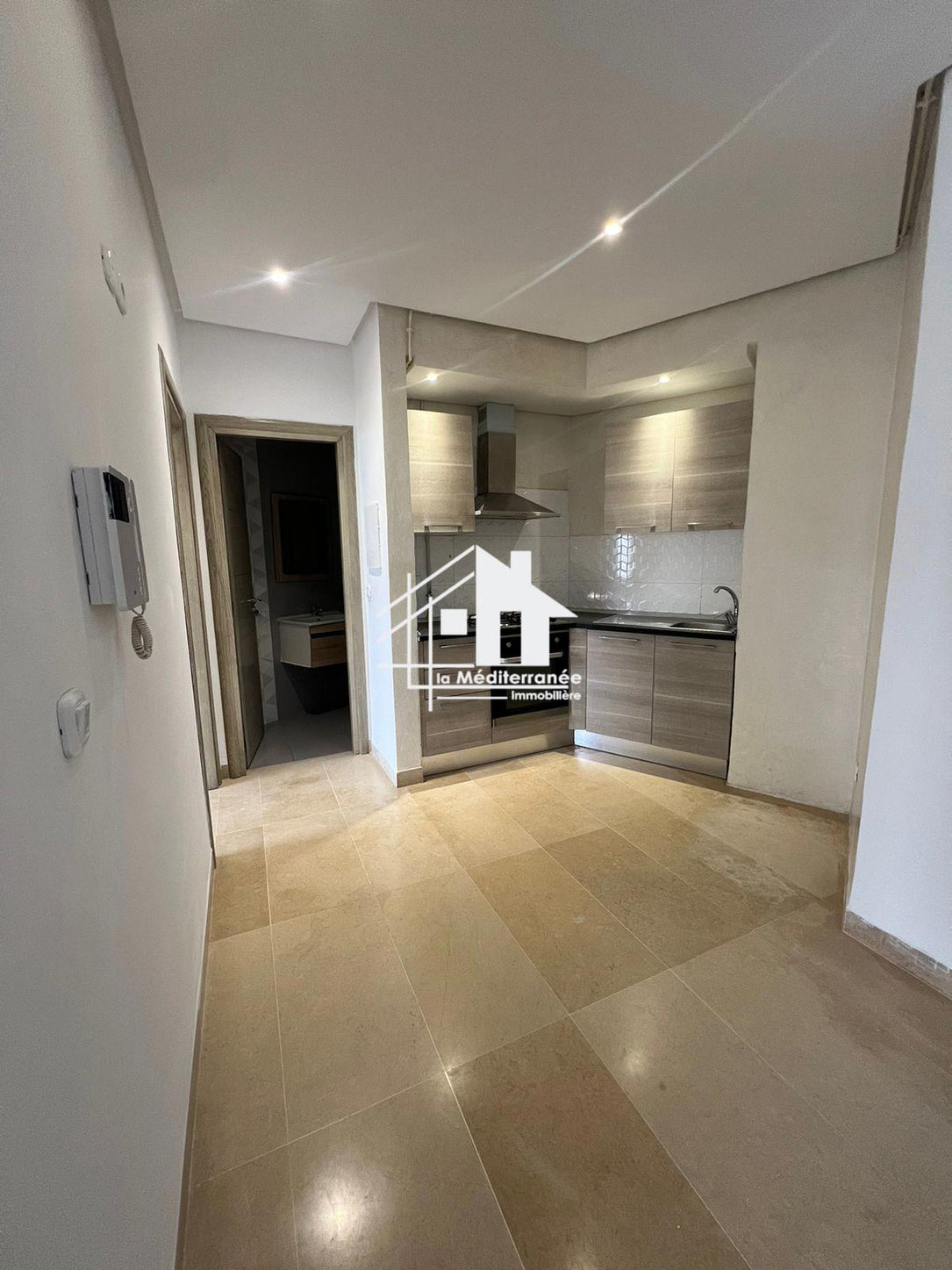 A louer appartement S+1 à Ennasr 2