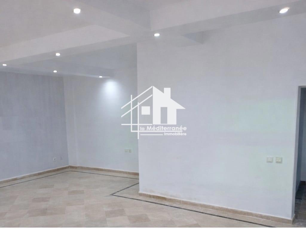 à louer un appartement s+3