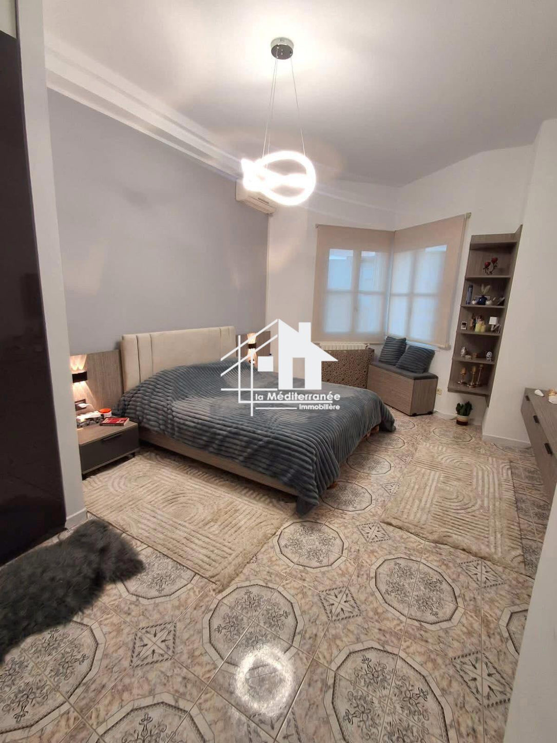 A louer un appartement s+2 à jardin d'el menzah 2