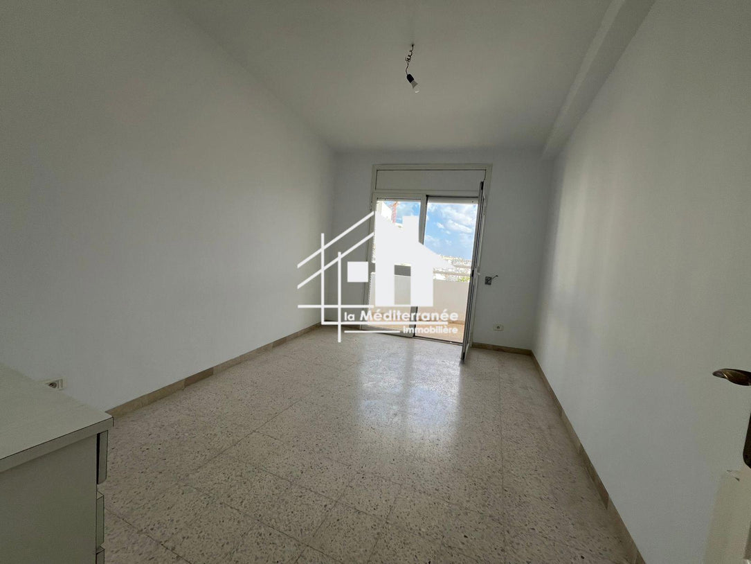 A louer un appartement s+3 a ennaser 2