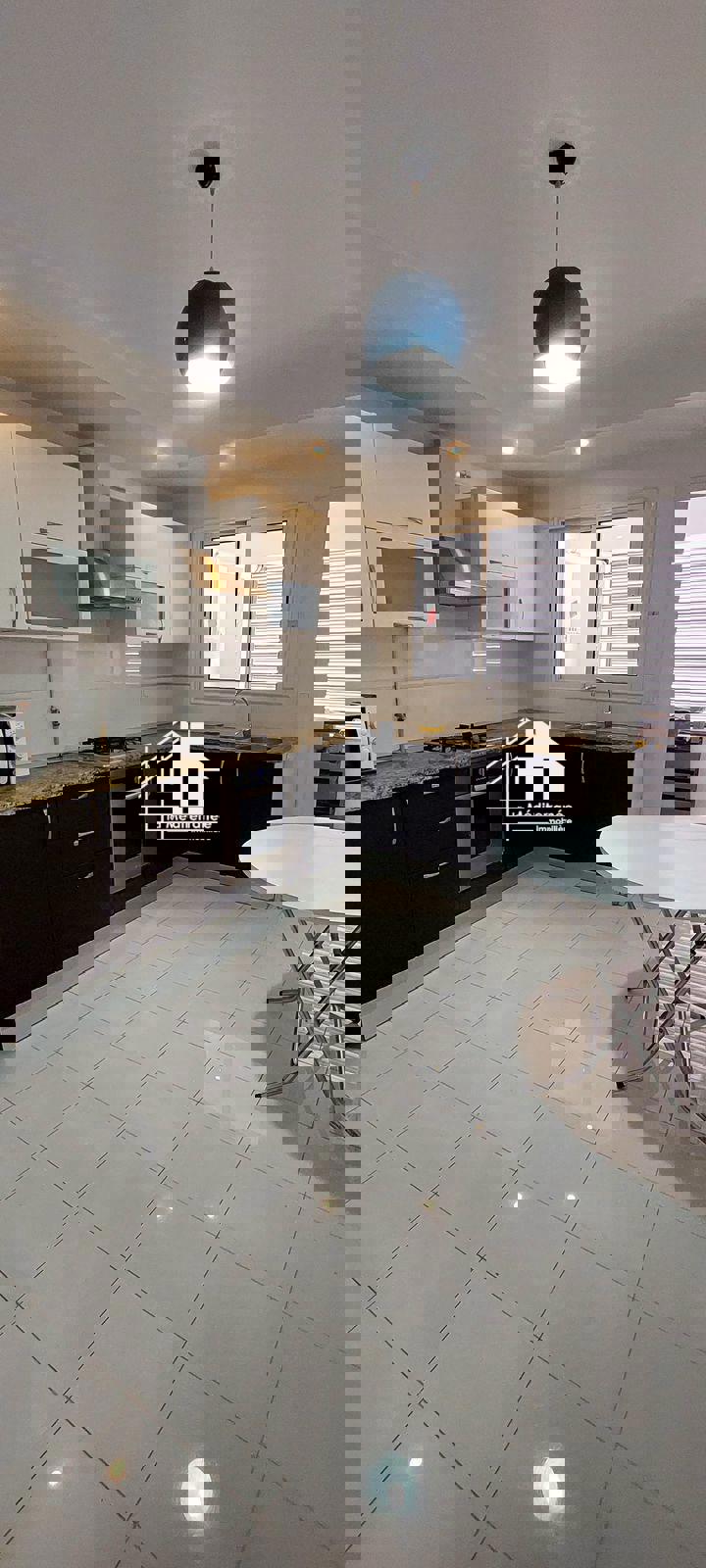 A louer un appartement S+2 derrière carrefour La Marsa