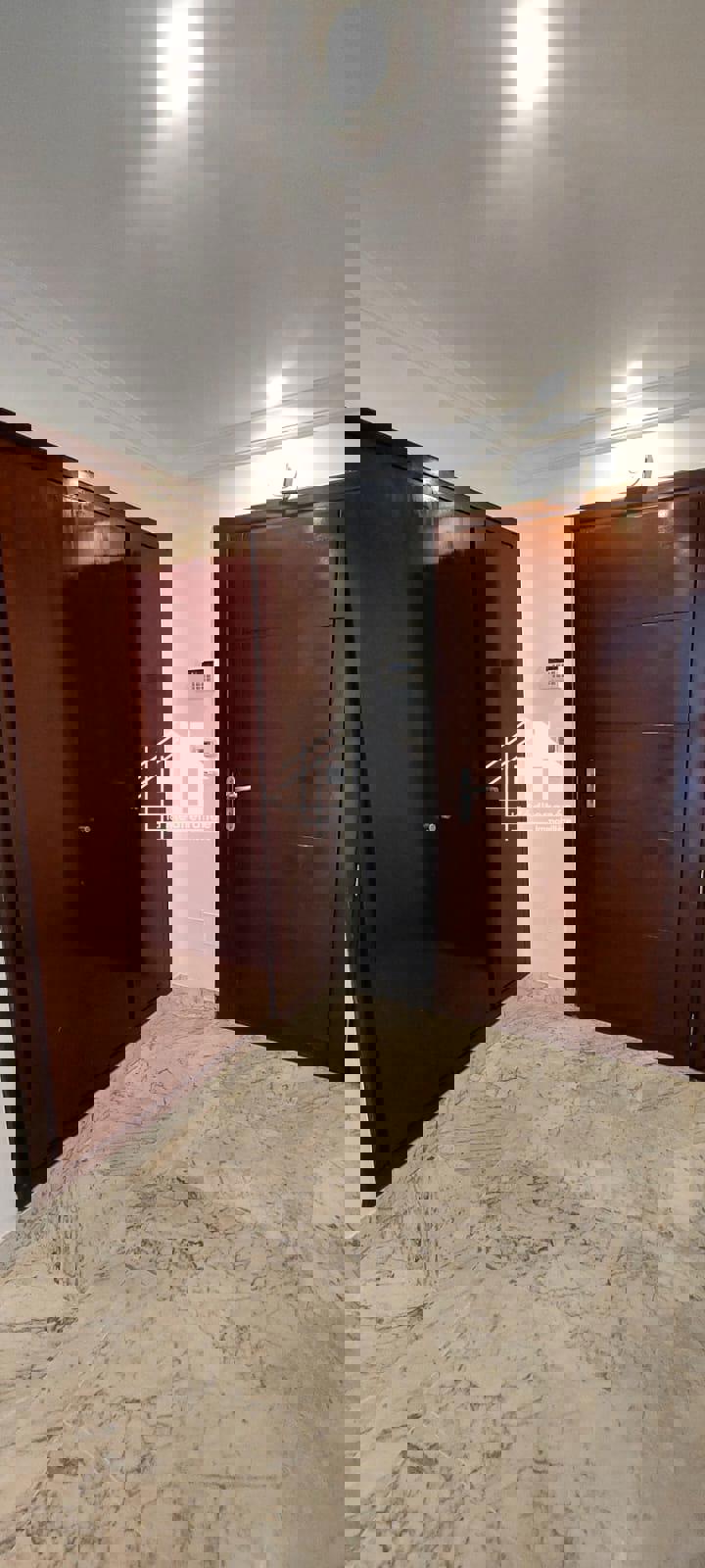 appartement S+3 RDC