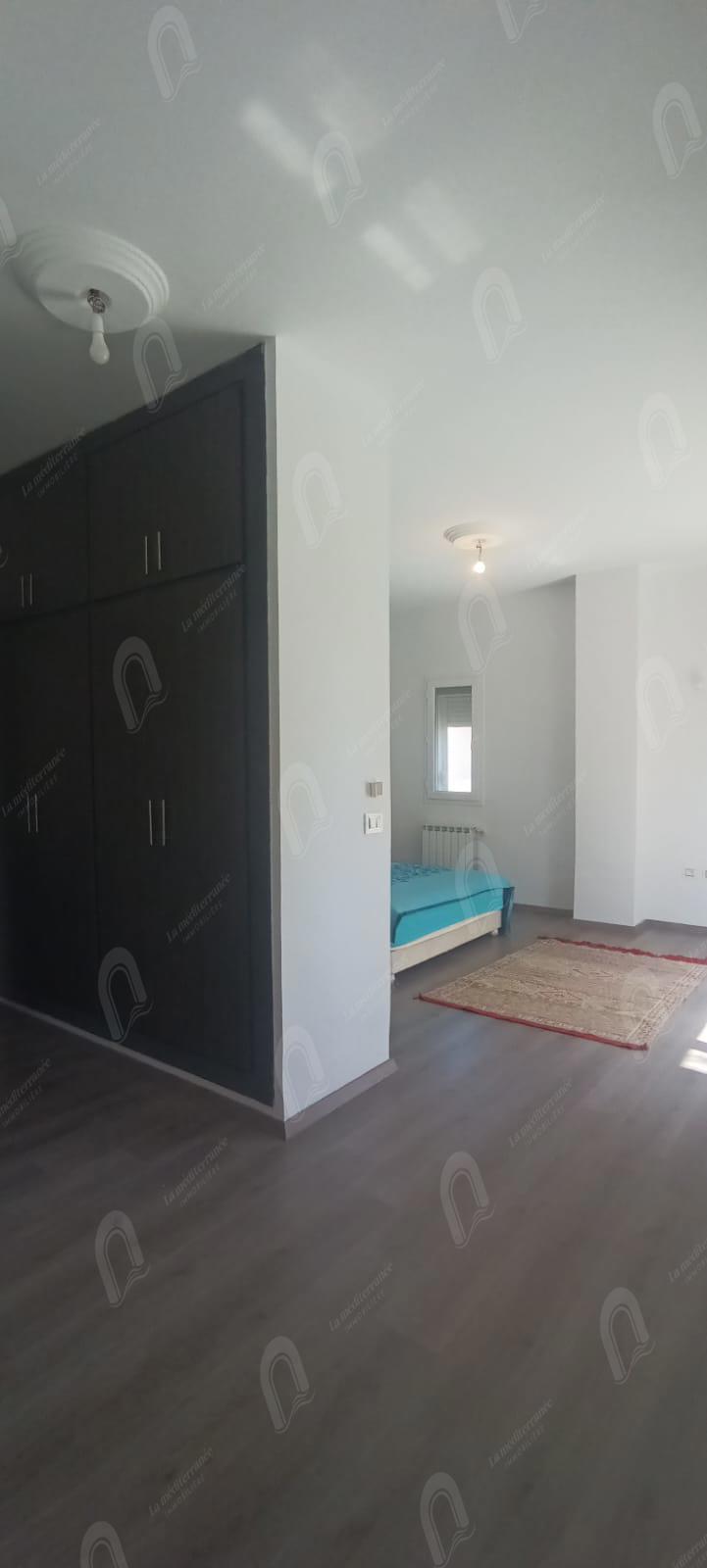 Villa a louer a la soukra chotrana 3 s+3 3500