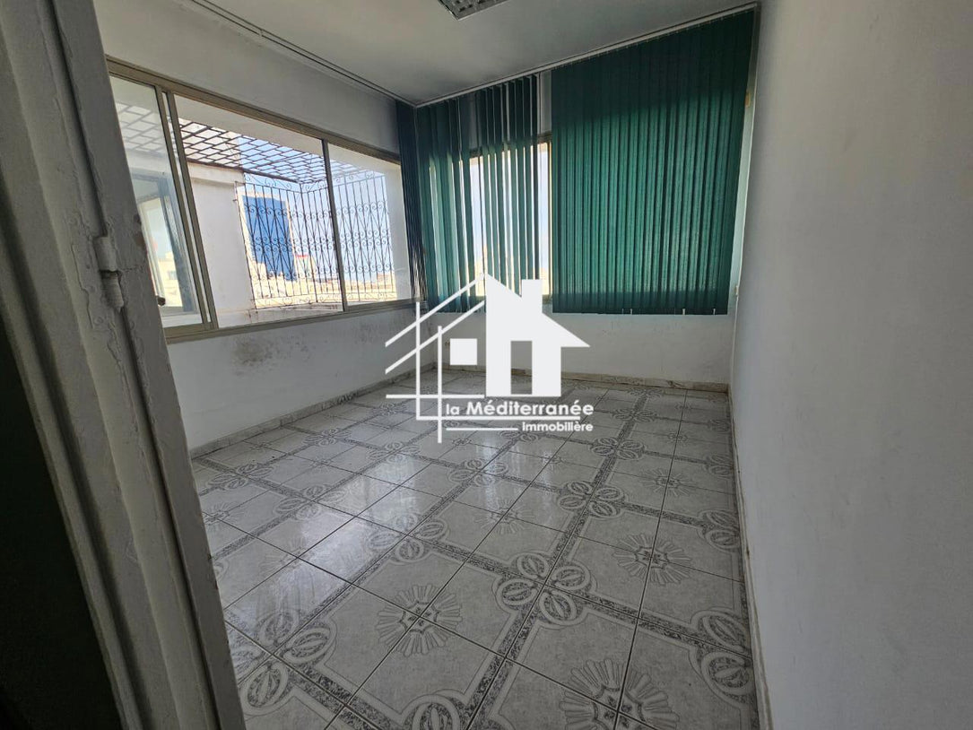 A louer bureau H+3 au centre ville Tunis