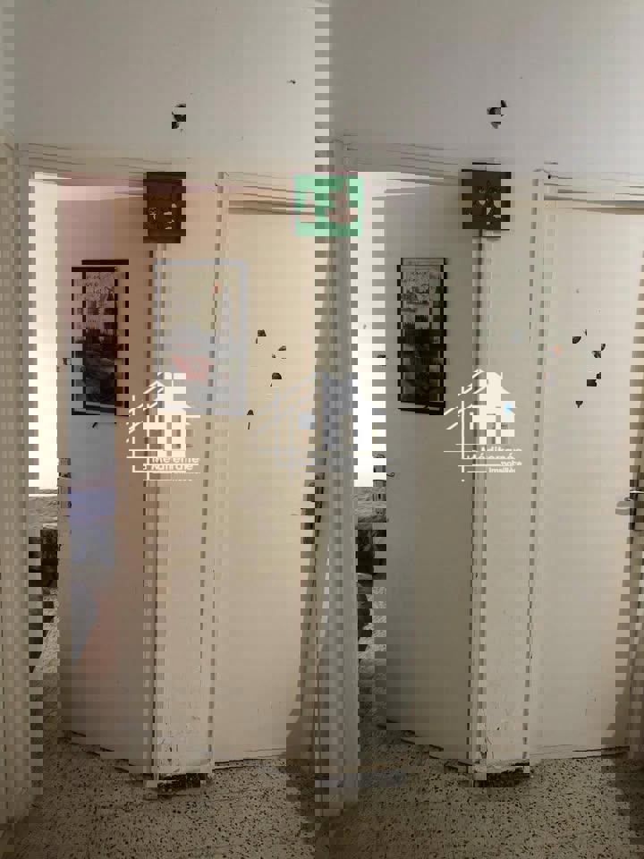 A louer appartement s2 meublé à cité khadhra