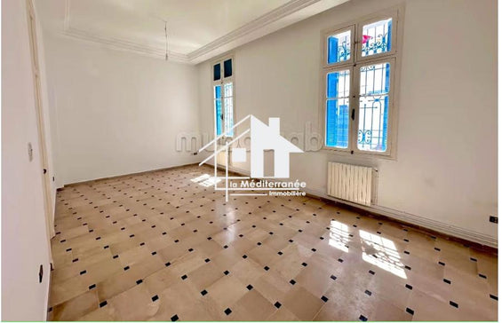 A louer villa à usage bureautique H+5  à Lafayette