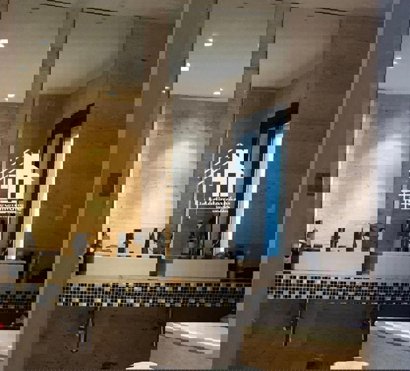 Appartement S+3 aux berges du lac 2