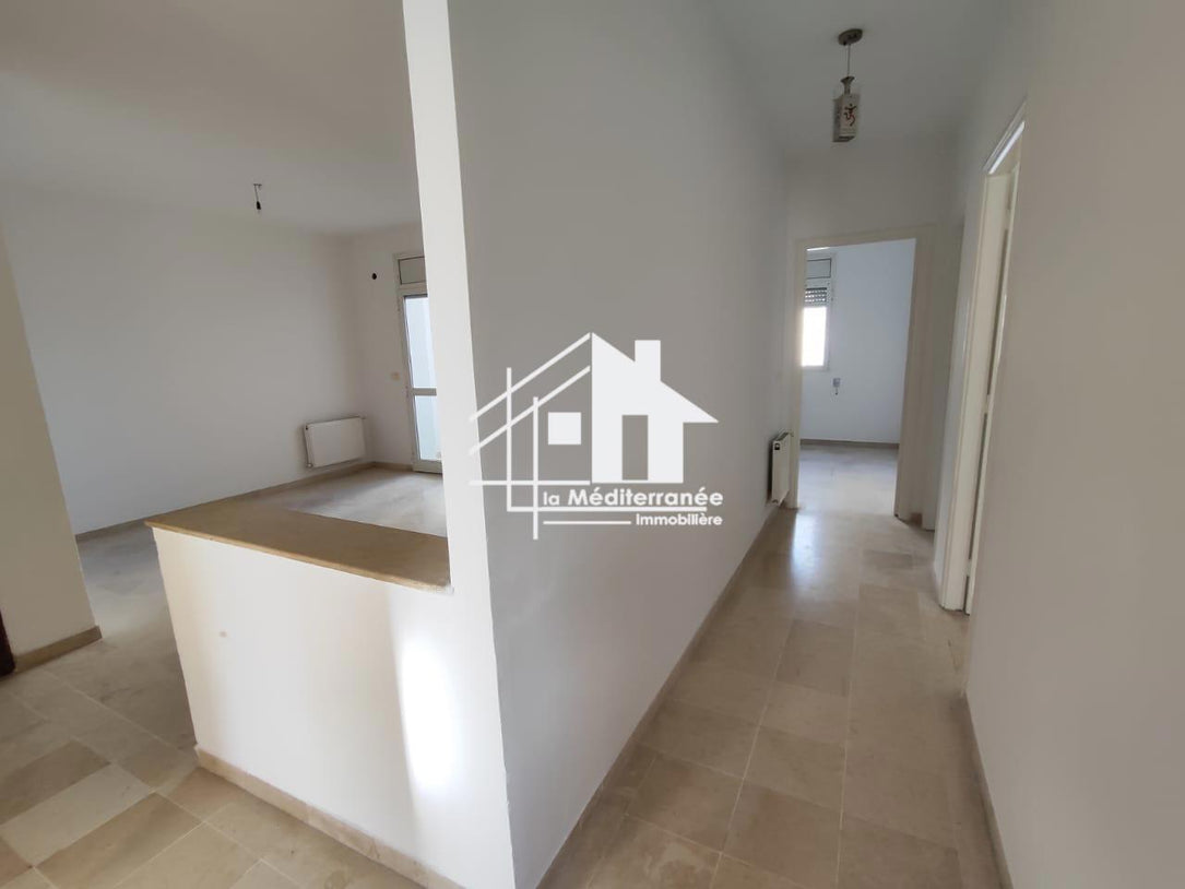 A vendre S+3 a la Cité Wahat