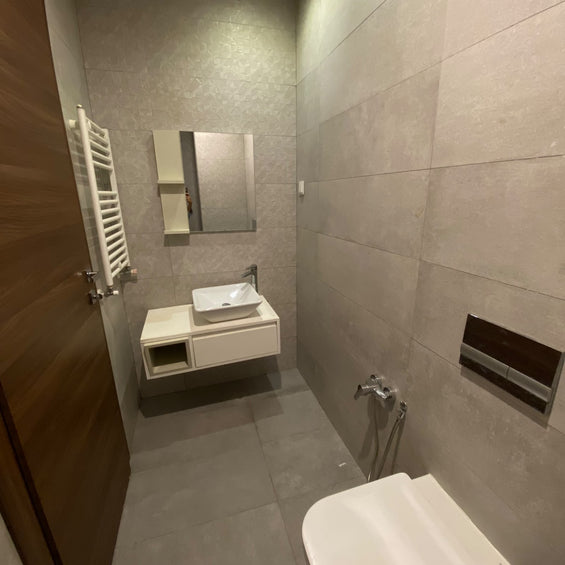 Duplex avec piscine s+3 chotrana 1 3000 DT