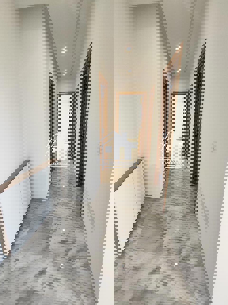 A louer un s+2 neuf à chotrana 1