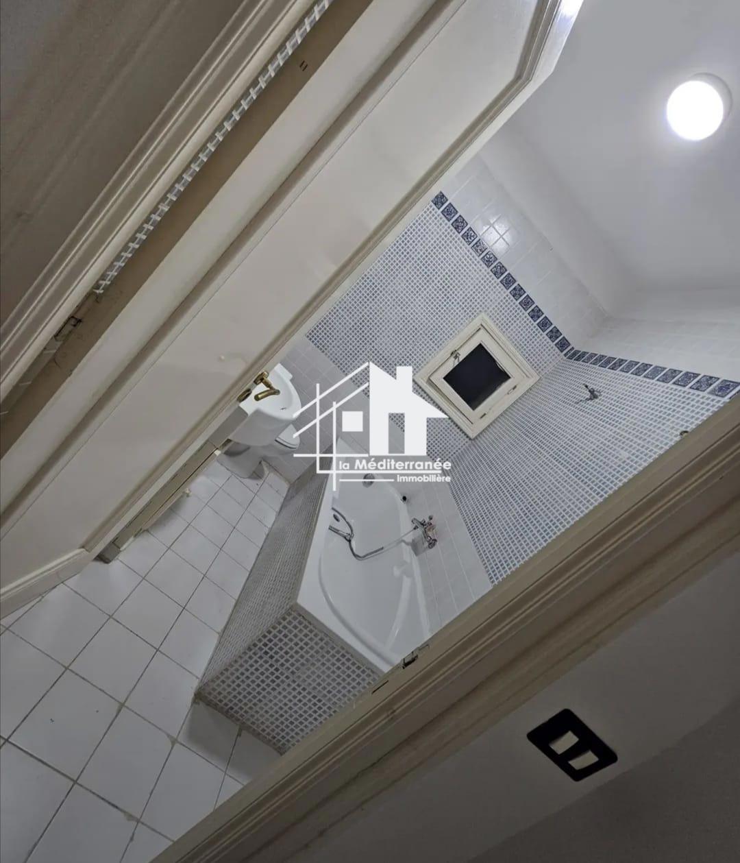 A louer appartement S+2 hst à manouba