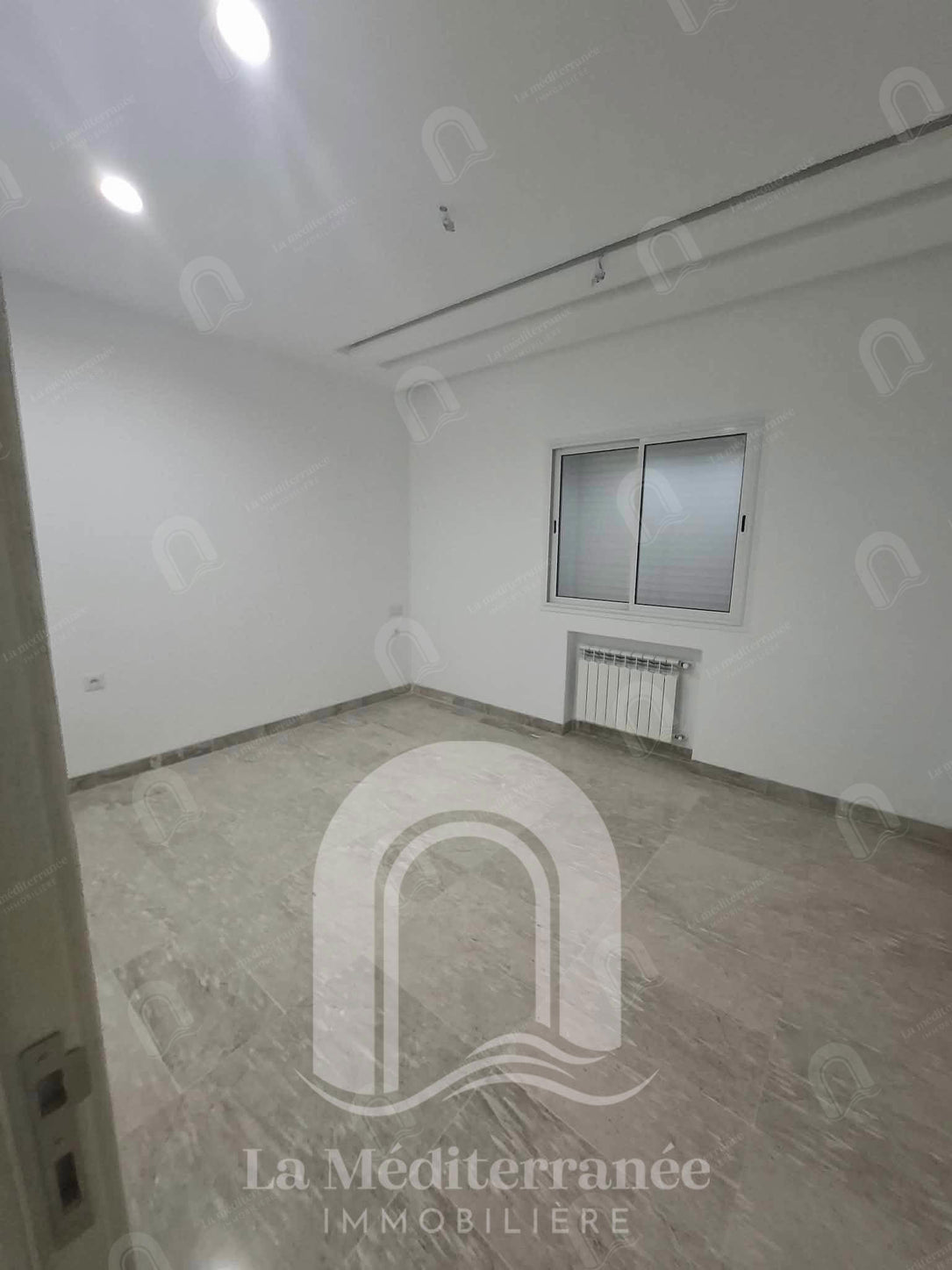 Appartement à Mégrine coteau
