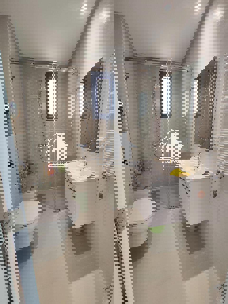 A vendre un luxueux s+2 à la soukra