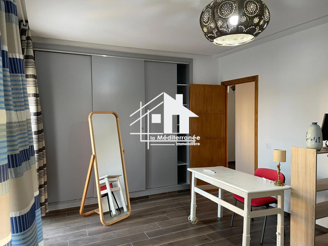 A louer etage de villa S+3 à ain zaghouan nord