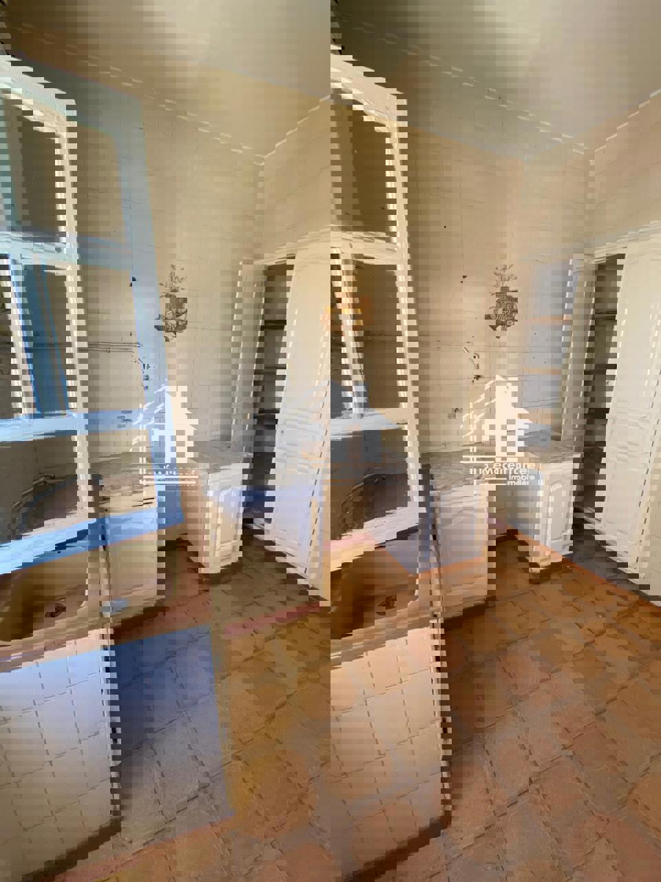 location étage de villa s3 au Bardo prés de chemi