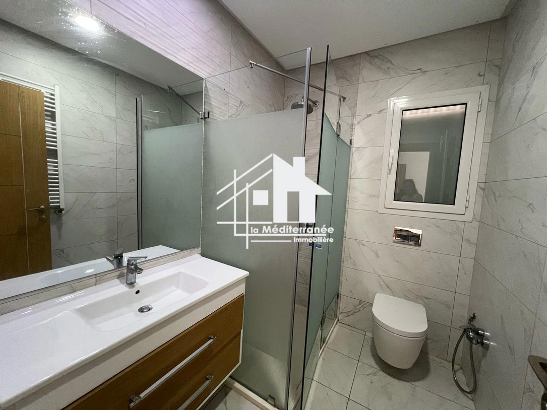 A louer appartement S+3 à la Soukra