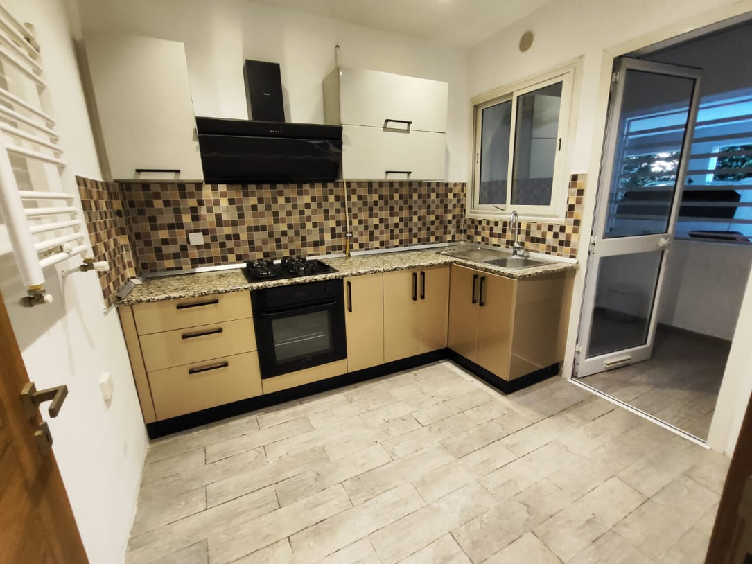 A louer un spacieux s+1 a la Soukra closerie