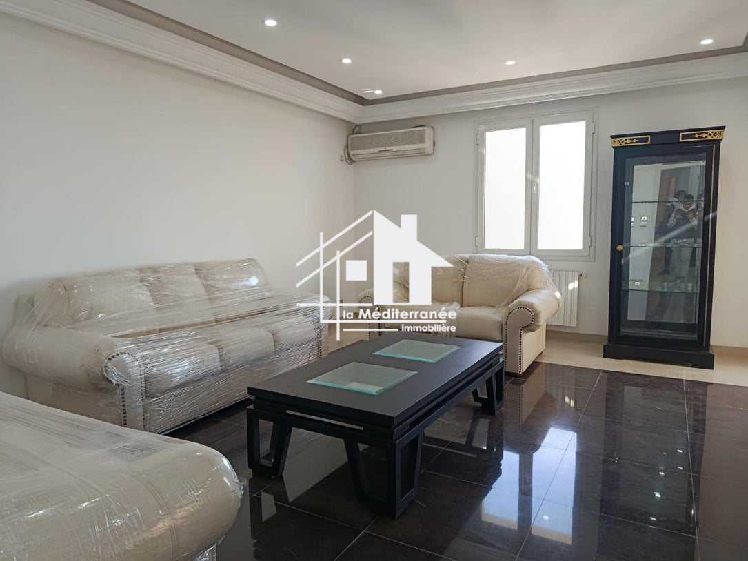 Appartement S+3 au Lac 1