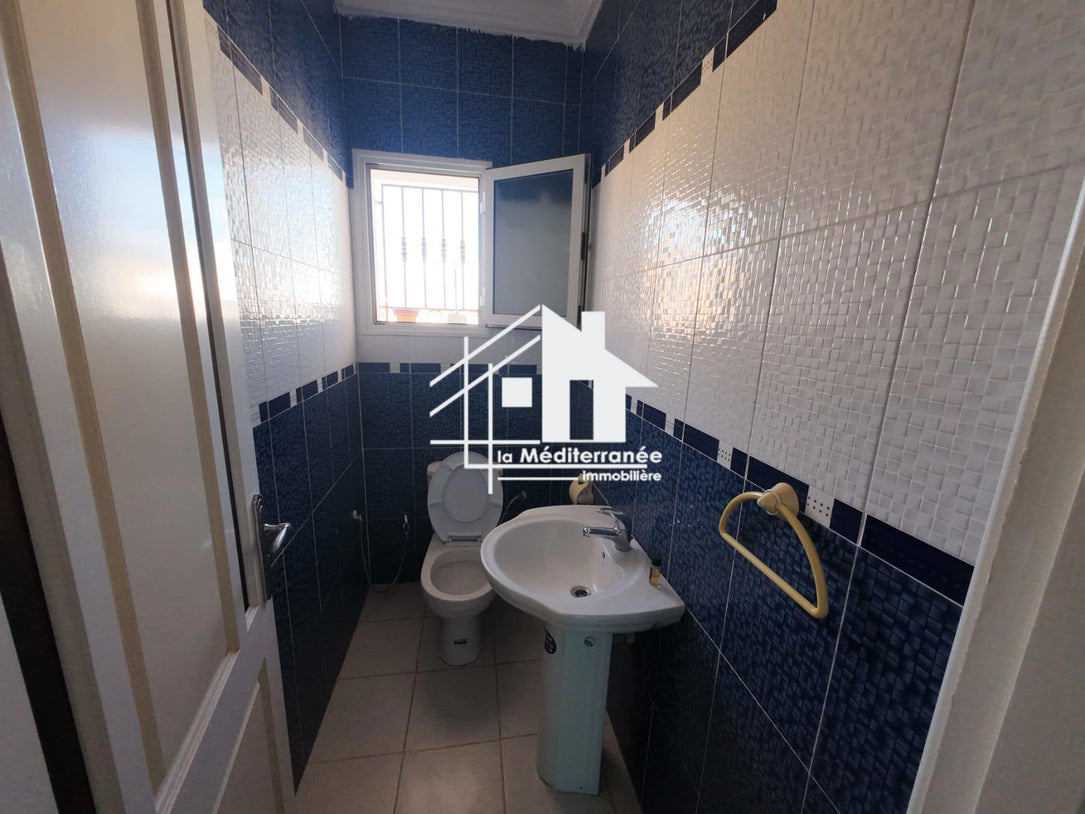 a louer étage de villa s+3 a Manouba