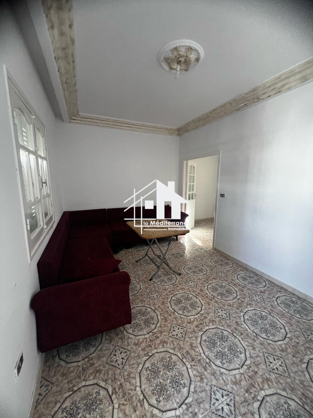 A louer étage de villa S+1 Cité Ezzouhour
