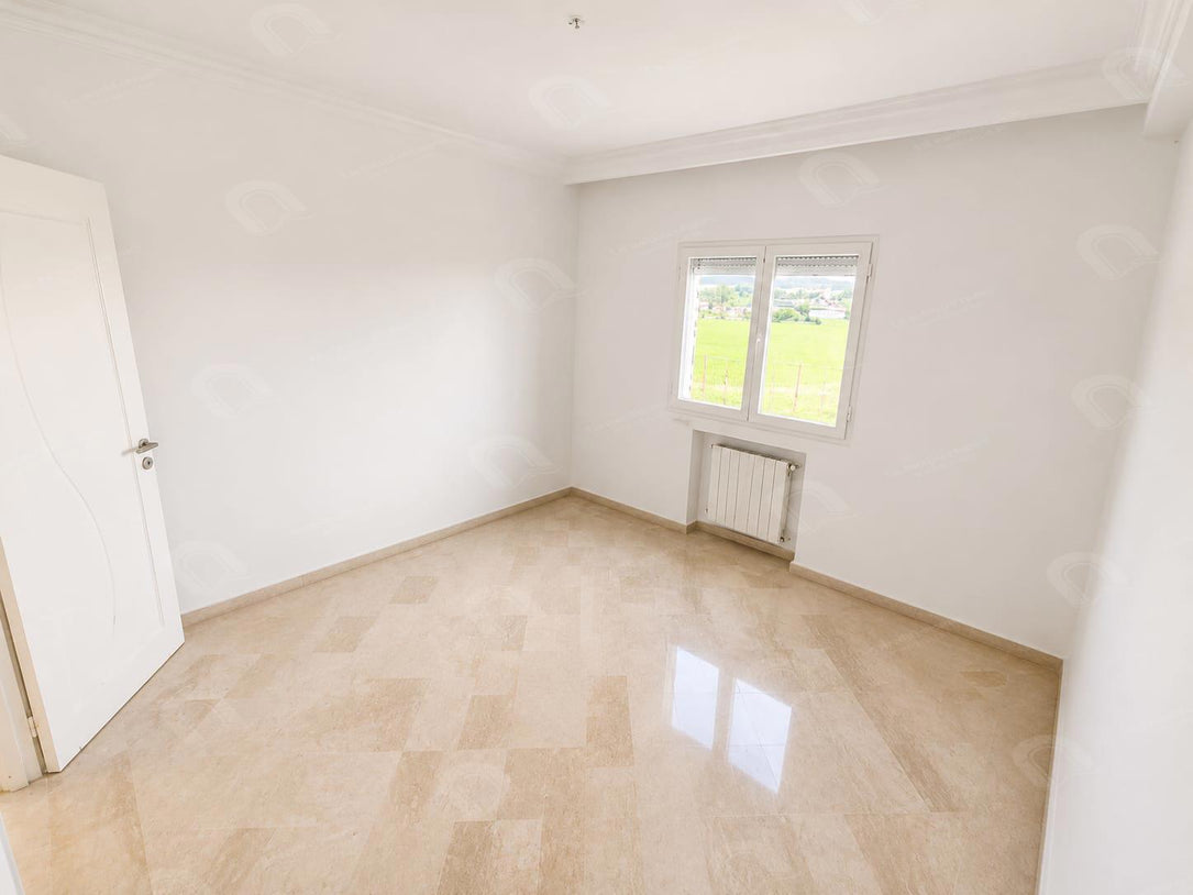 A louer étage de villa S+2 à cité riadh bardo