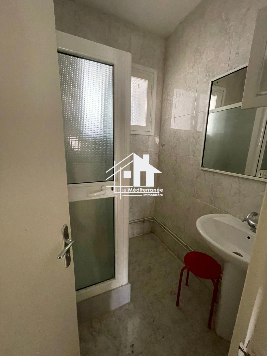 à louer un appartement s+3 à Menzah 7