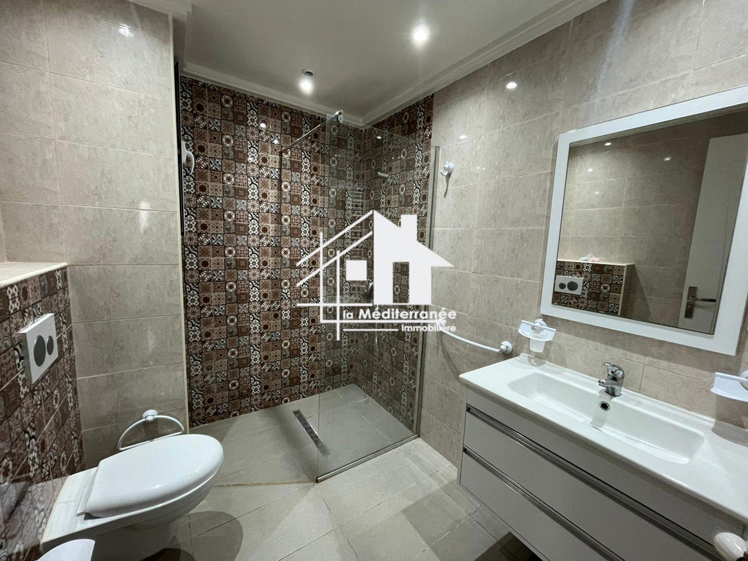 A louer s+3 à cité Ettabek