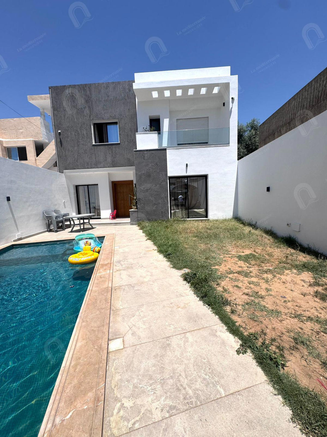 A vendre Superbe duplex au bardo