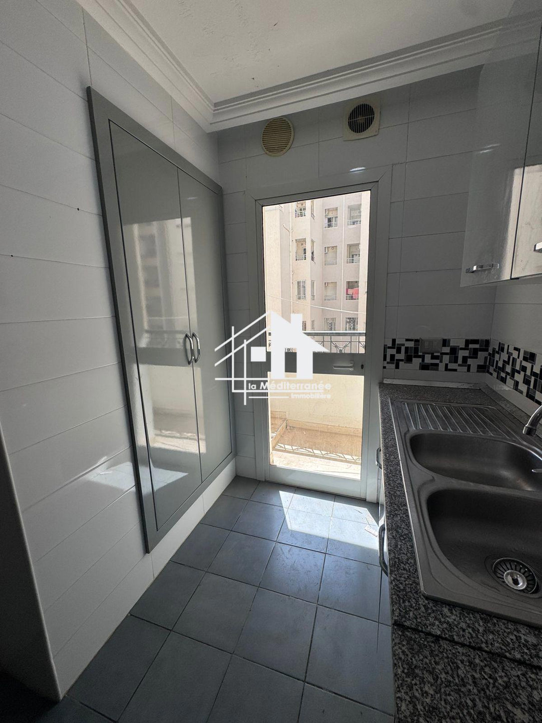 A louer appartement S+2 hst à manouba