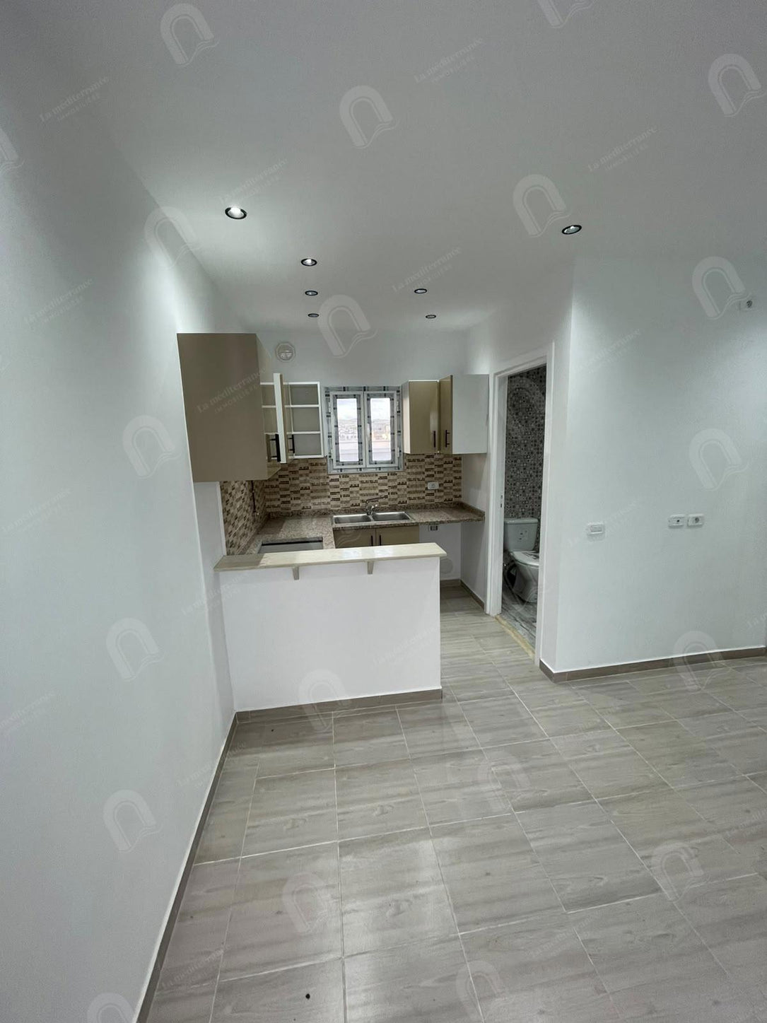 A louer appartement S+1 hst à denden