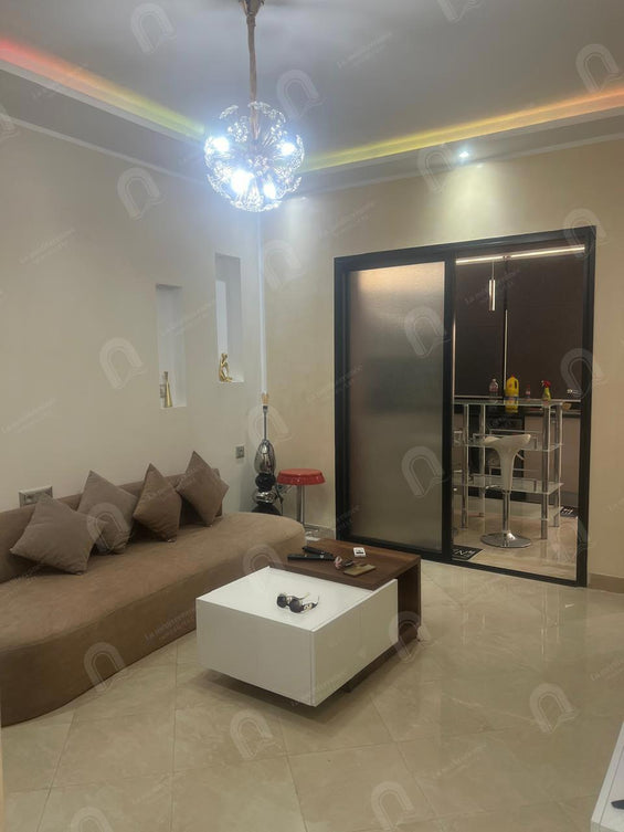 A vendre  un appartement s+1 meublé à jardin d'el menzah 2
