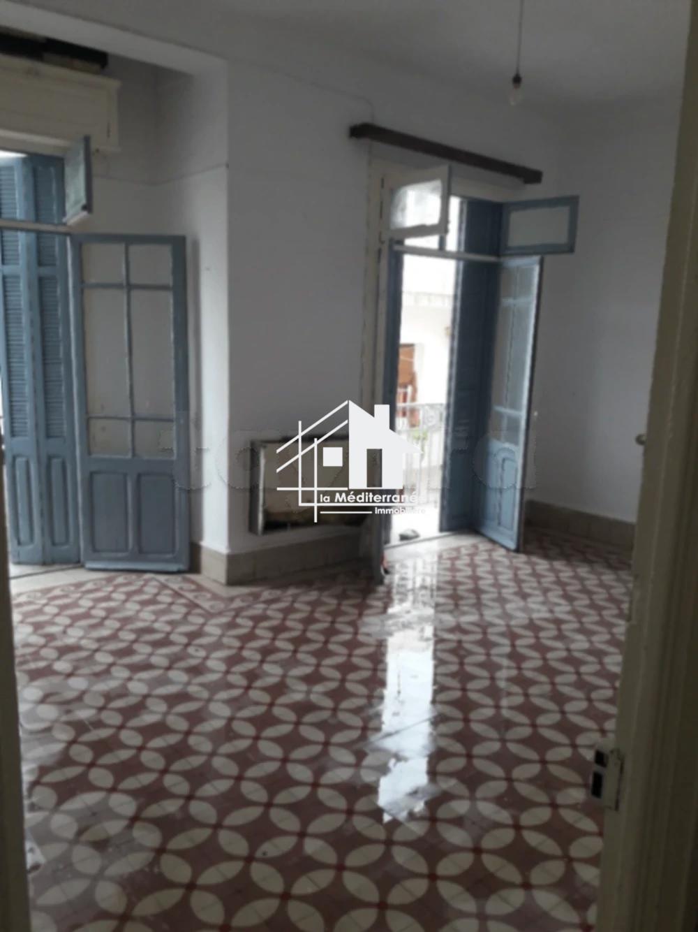 A louer  appartement S+2 au centre ville, tunis