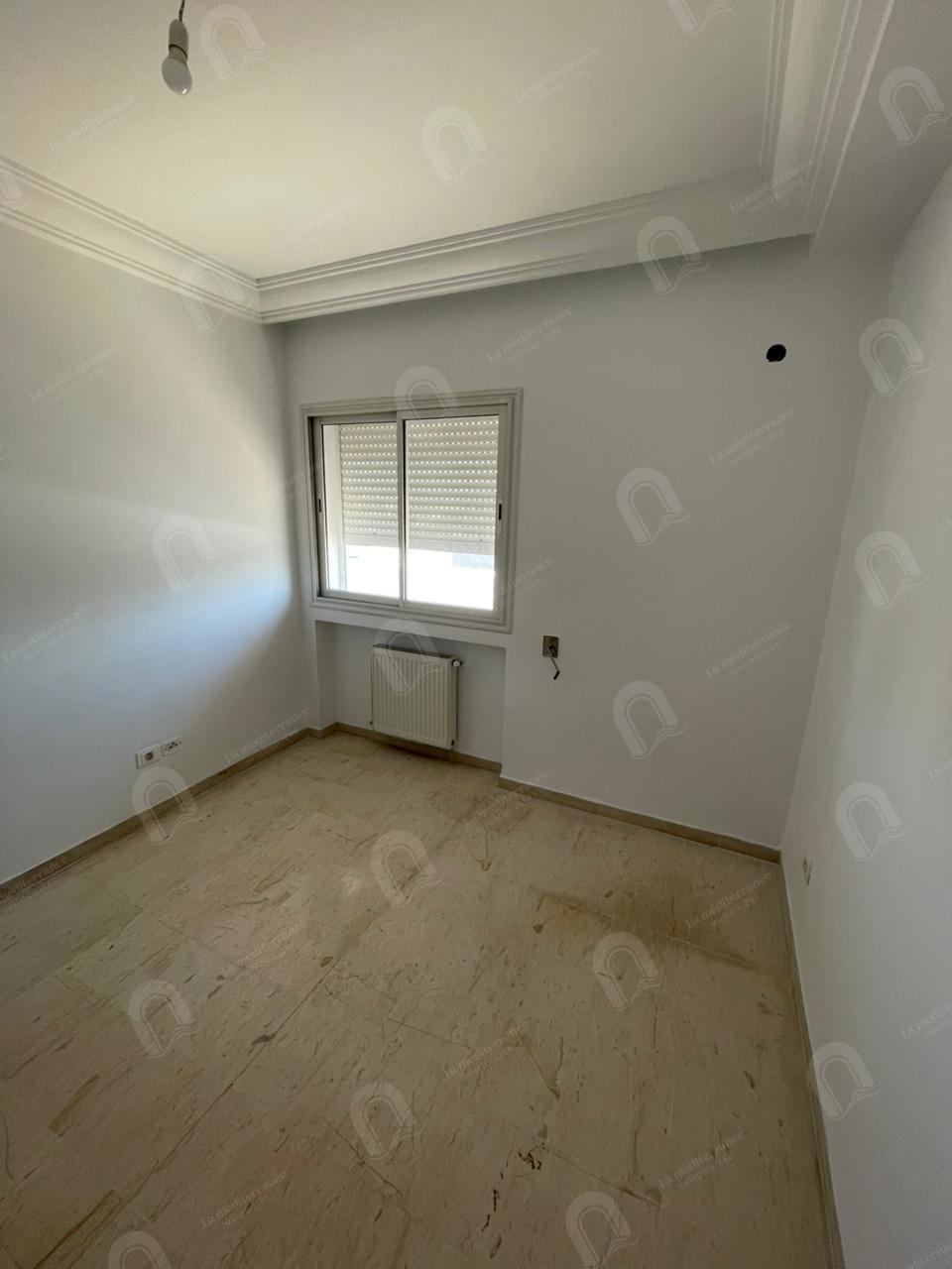 A vendre un appartement S+3 hst au bardo