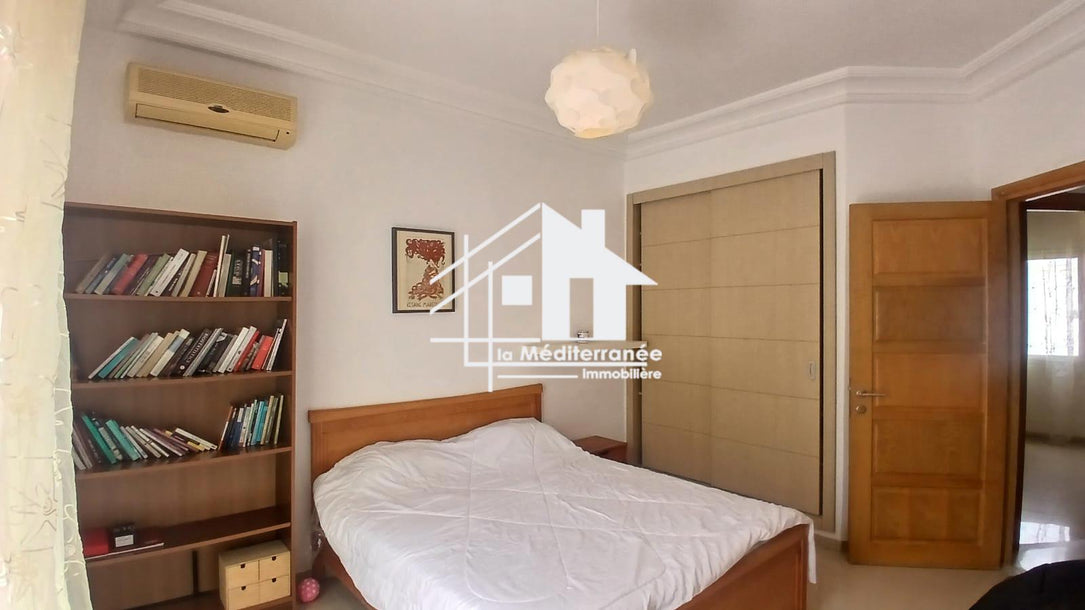 un appartement S+2 aux berges du lac 2