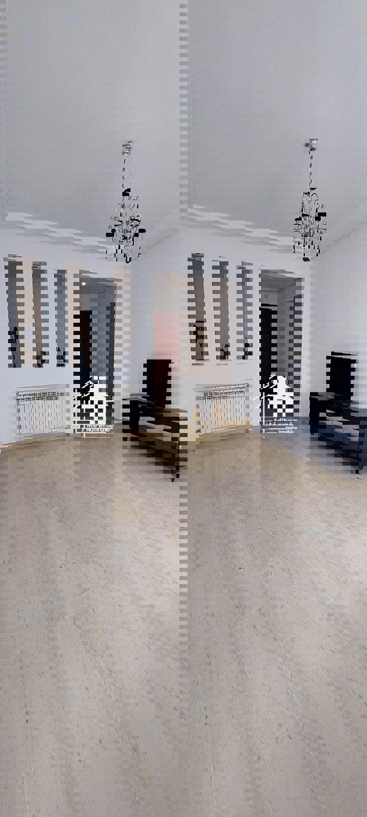 A louer un appartement S+2 derrière carrefour La Marsa