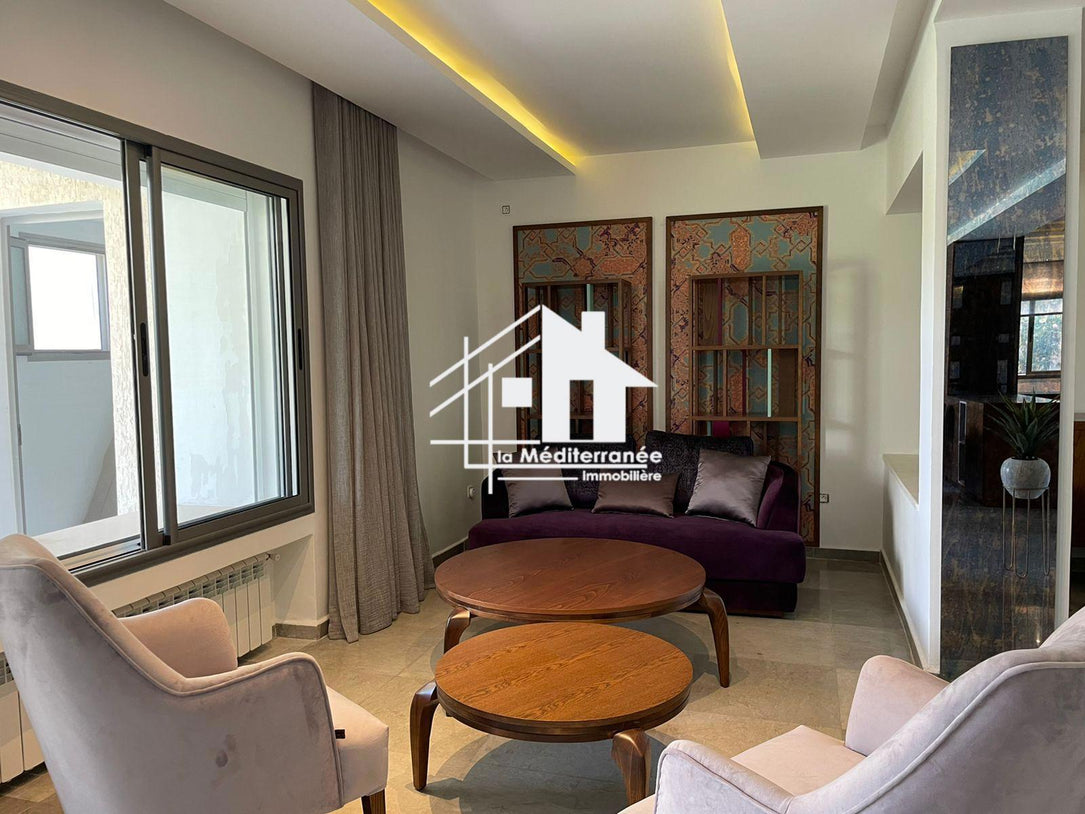 Une villa S+4 à Gammarth