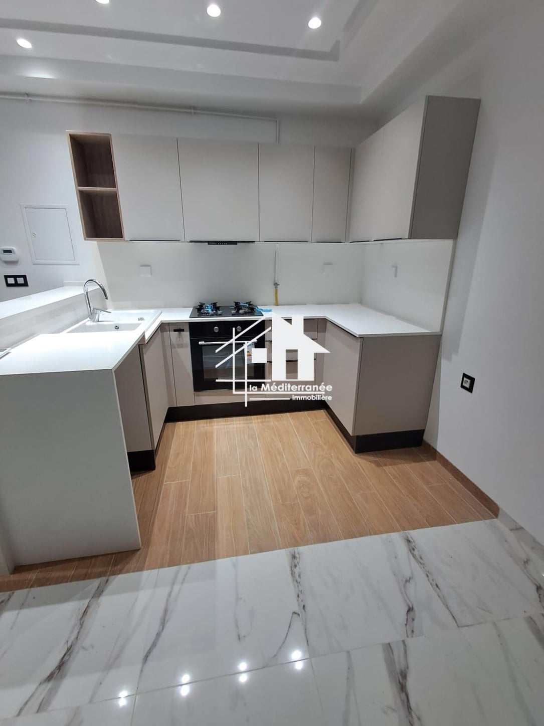 A louer un appartement S+1 aux jardins d'El Menzah 2