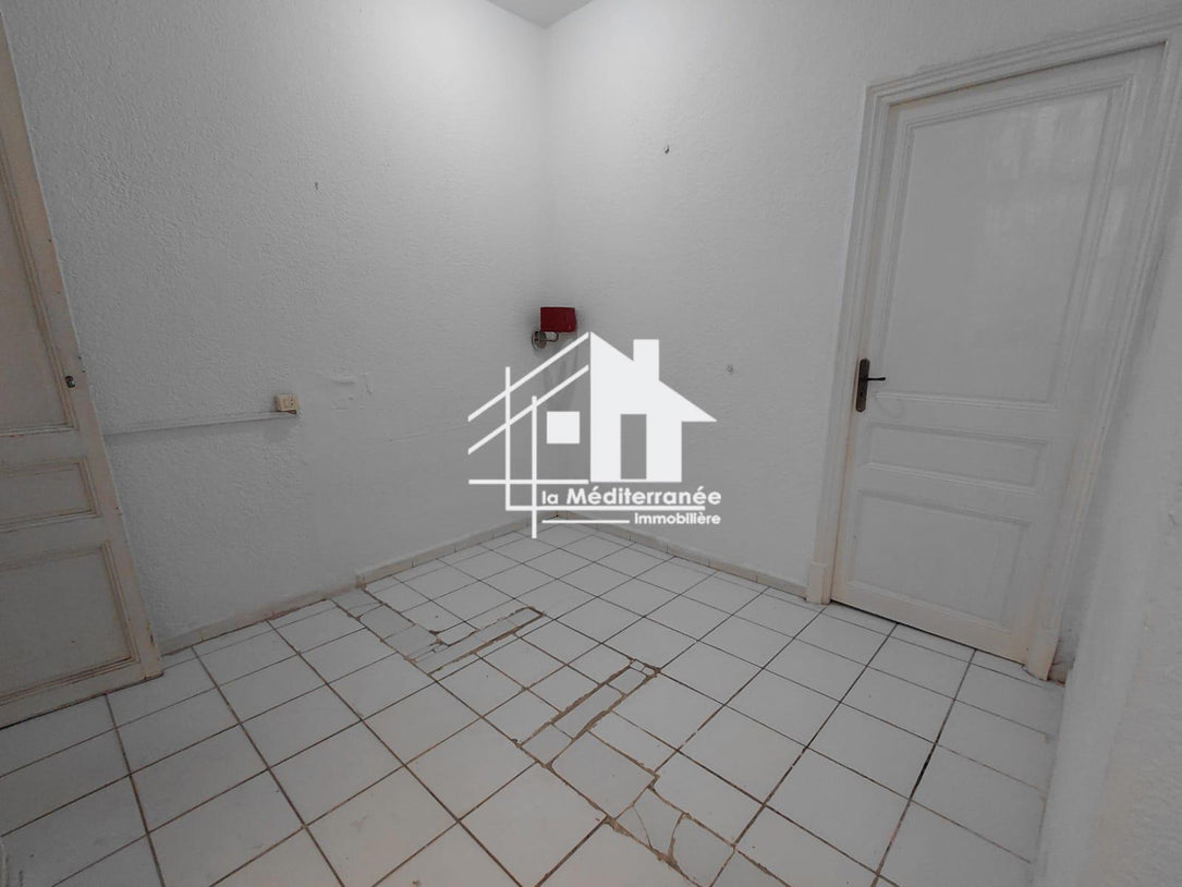 A vendre appartement s3 au centre ville, Tunis