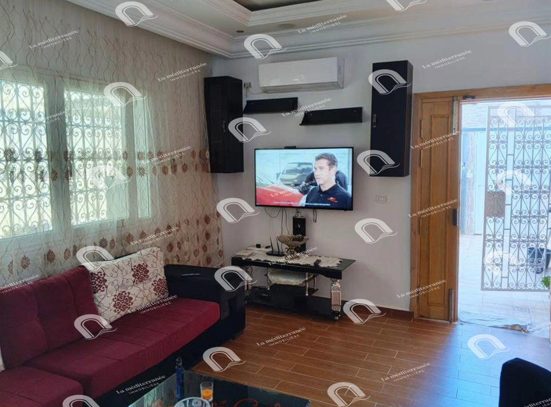A louer étage de villa meublé s2 au RDC à Marsa Nassim