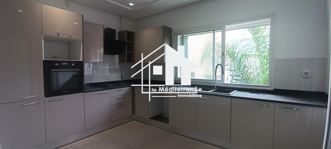 A vendre un S+3 de 175m2 direct promoteur