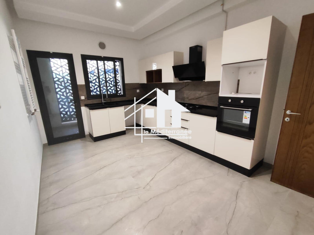 A louer un s+2 de trés haut standing à Chotrana