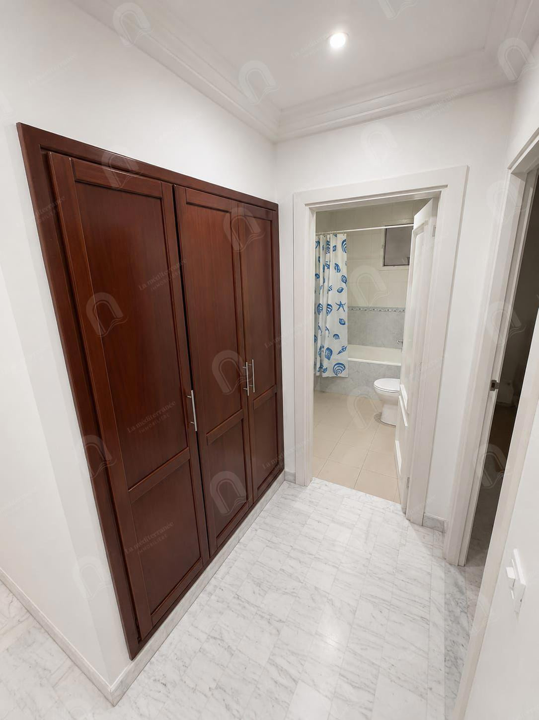A vendre un appartement S+2 hst au bardo Bouchoucha