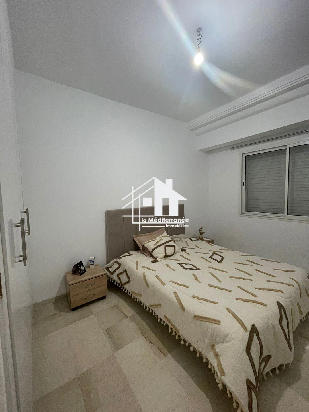 A vendre appartement S+3  au bardo 2 ras tabia