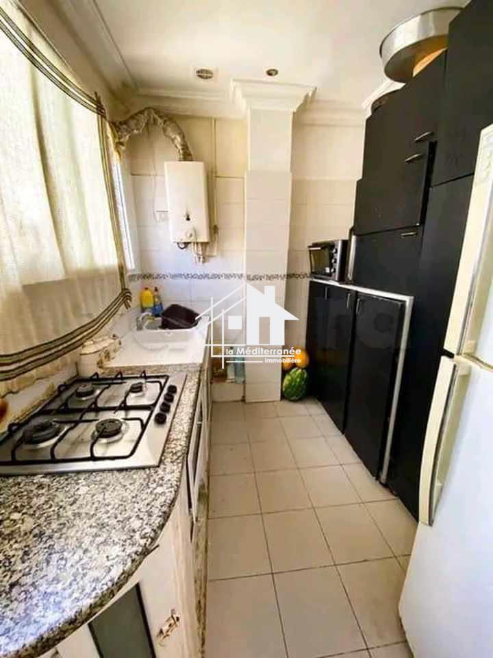 a vendre un appartement S+2 El waha