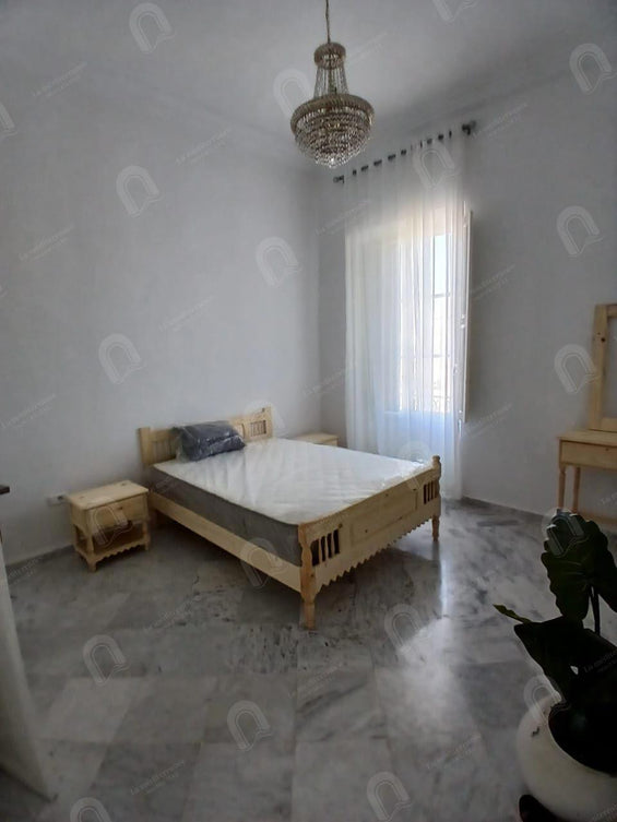 A louer appartement S+4 au centre ville