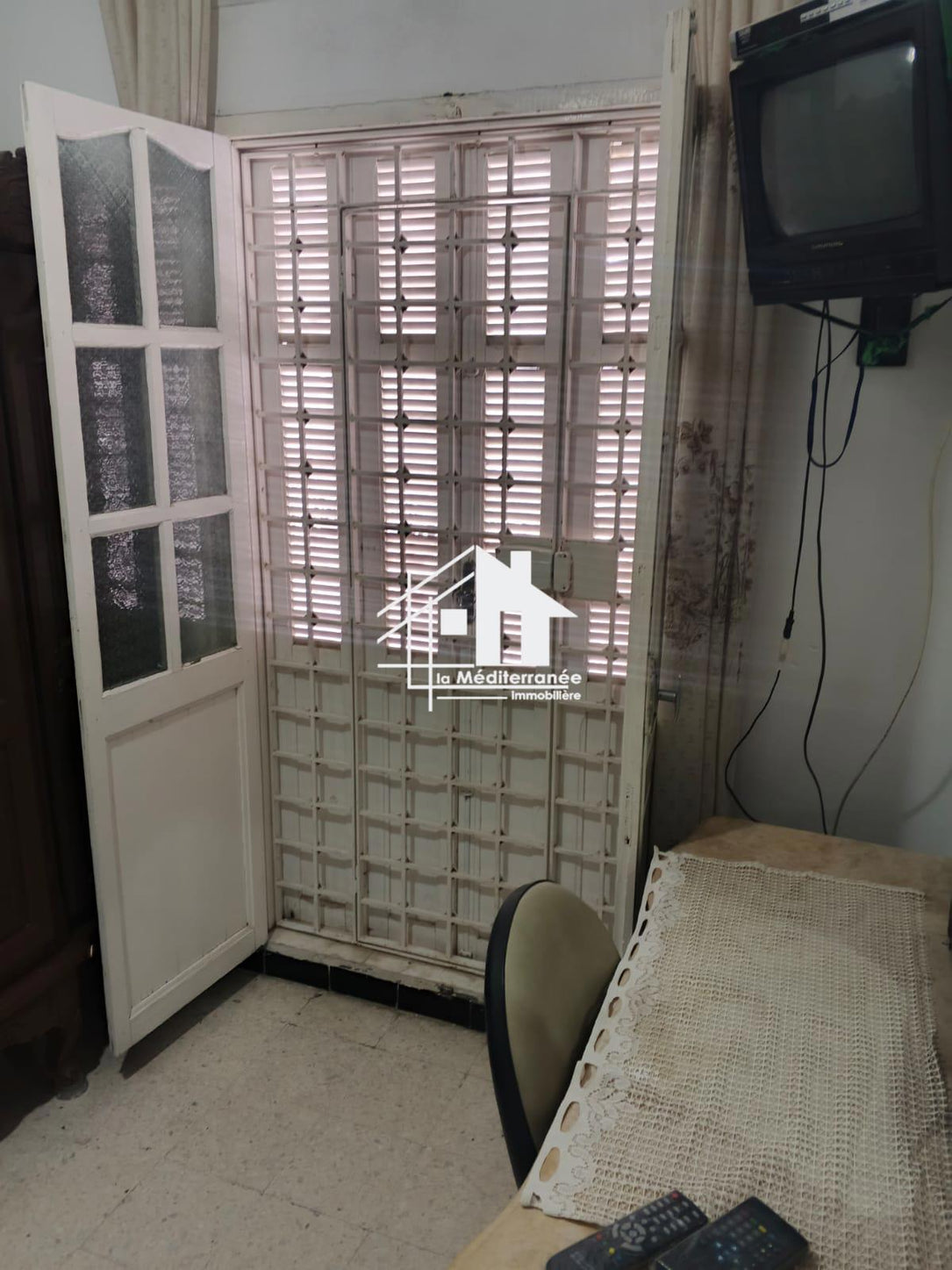 A louer étage de villa S+1 meublé au bardo