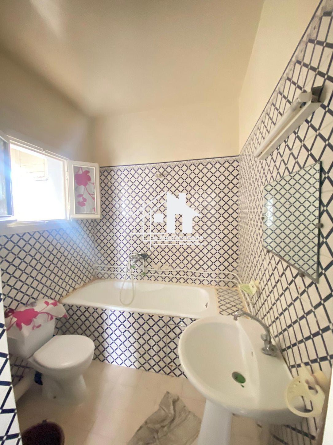 A louer appartement S+3 au Bardo